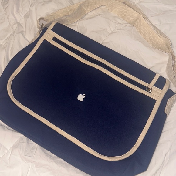 Apple Bags Apple Laptop Case Tote Bag Single Strap Poshmark